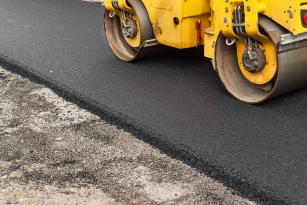 Best Driveway Paving Contractor  in College Place, WA